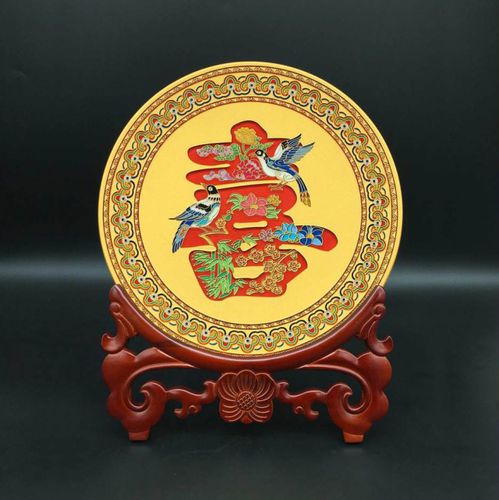 流光溢彩的透明詩篇 玻璃彩雕工藝品系列